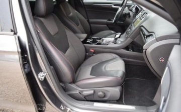 Ford Mondeo V Kombi 2.0 TDCi 150KM 2019 Ford Mondeo 2.0 TDCI ST-Line PowerShif Fuul Ledy kamera Navi Sony Lopatki, zdjęcie 35