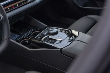 BMW Seria 5 G90-91 Touring 2.0 520d 197KM 2026 BMW 520 xDrive Limuzyna - Dostępny od ręki!, zdjęcie 18