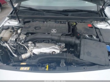 Mercedes CLA C118/X118 2023 Mercedes-Benz CLA 250 Coupe 2023 2.0 Benzyna 221KM, zdjęcie 8