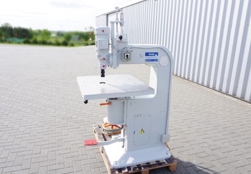 FREZARKA GÓRNO-WRZECIONOWA ALDINGER silnik: 2,2kW blat: 690x740mm