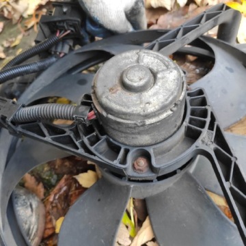 ВЕНТИЛЯТОР ВОДООХЛАДИТЕЛЯ ВЕНТИЛЯТОРЫ МАЛЕНЬКИЙ БОЛЬШОЙ LEON AND TOLEDO 2 GOLF 4 BORA