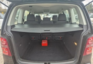 Volkswagen Touran I 2008 Volkswagen Touran 1,6Mpi Klimatronik Maly przebieg 1.6 Benzyna 105KM, zdjęcie 16