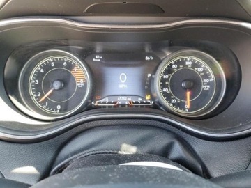 Jeep Cherokee V 2021 Jeep Cherokee Latitude Lux, 2021r., 4x4, 3.2L 3.2 Benzyna 271KM, zdjęcie 9