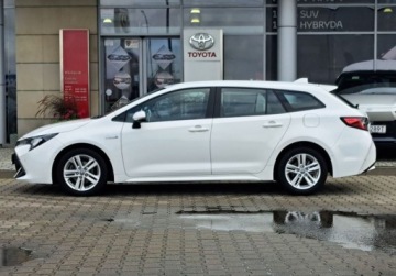 Toyota Corolla XII TS Kombi 1.8 Hybrid 122KM 2021 Toyota Corolla Toyota Corolla 1.8 Hybrid ComfortTech Salon PL 1.8, zdjęcie 2