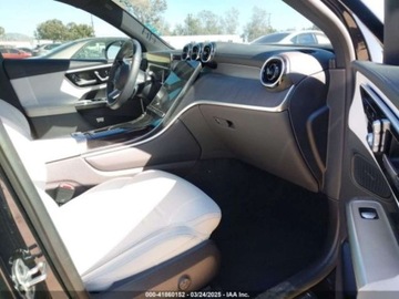 Mercedes GLC C254/X254 2024 Mercedes-Benz GLC 300 4MATIC COUPE, 2024r., 4x4, 2.0L 2.0 Hybryda 255KM, zdjęcie 8