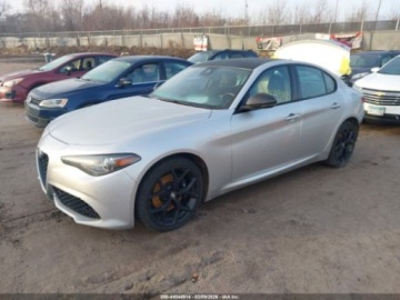 Alfa Romeo Giulia II Sedan Facelifting 2.0 Turbo 280KM 2020 Alfa Romeo Giulia Sport 2020 2.0 Benzyna 280KM, zdjęcie 1