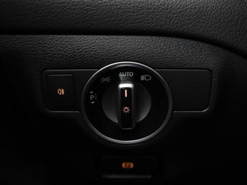 Mercedes CLA C117 Shooting Brake Facelifting 1.6 200 156KM 2017 Mercedes CLA 200 automat full LED navi panorama, zdjęcie 34