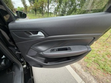 Peugeot 308 II 2019 Peugeot 308 SW II 2.0 HDi 177 KM GT-Line Automat, zdjęcie 26