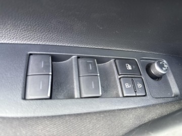 Toyota Corolla XII Sedan 1.8 Hybrid 122KM 2021 Toyota Corolla 1.8 Hybrid Comfort Seria E21 (2019-, zdjęcie 19