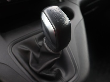 Opel Combo E Kombivan 1.5 Diesel 102KM 2018 Opel Combo 1.5 CDTI, Salon Polska, Serwis ASO, zdjęcie 15