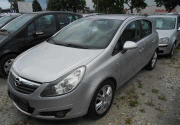 Opel Corsa D Hatchback 1.2 Twinport ECOTEC 80KM 2009 Opel Corsa Opel Corsa D 1.2 benzyna 81 KM 1.2 Benzyna 81KM