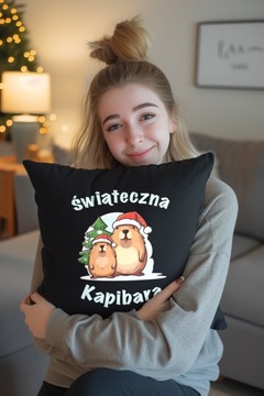PODUSZKA Z NADRUKIEM ŚWIĄTECZNA CAPYBARA CAPY ZWIERZĄTKO KAPIBARA NADRUK