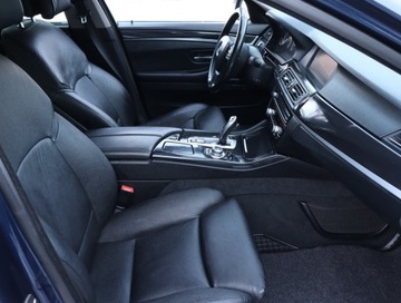 BMW Seria 5 F10-F11 Touring 520d 184KM 2012 BMW 5 520d, 181 KM, Automat, Skóra, Navi, Xenon, zdjęcie 8