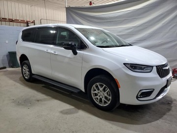 Chrysler Pacifica II 2024 Chrysler Pacifica Touring 2024 3.6l 3.6 Benzyna 287KM, zdjęcie 5