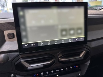 Dacia Bigster 1.2 mild hybrid 140 140KM 2025 Od ręki - Journey LPG 1.2 mHEV 140KM / Pakiet Parking, Zimowy Plus, zdjęcie 7