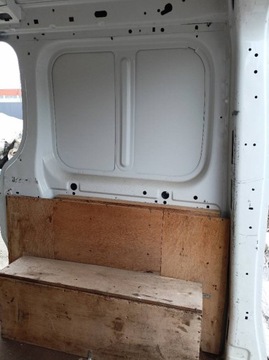 DÍL ŘEZANÝ KAROSÉRIE ČTVRTKA ZADNÍ PRAVÁ RENAULT TRAFIC II (2001-2014)
