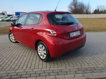 Peugeot 208 I Hatchback 3d 1.0 PureTech 68KM 2015 Peugeot 208 1.0 Benzyna Klimatyzacja 5 drzwi 2015r, zdjęcie 32