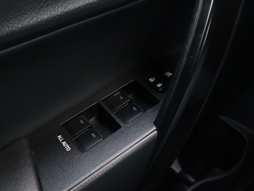 Toyota Corolla XI Sedan Facelifting 1,6 Valvematic 132KM 2017 Toyota Corolla 1.6 Valvematic, Salon Polska, zdjęcie 18