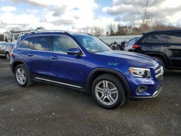 Mercedes GLB 2021 Mercedes-Benz GLB 2021, 2.0L, 4x4, od ubezpieczalni 2.0 Benzyna 221KM, zdjęcie 2