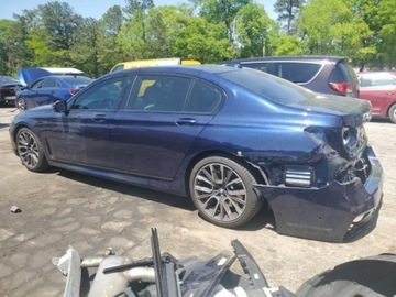 BMW Seria 7 G70 2022 BMW Seria 7 740I 2022, od ubezpieczalni 3.0 Benzyna 335KM, zdjęcie 3
