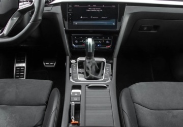Volkswagen Arteon Fastback Facelifting 2.0 TSI 190KM 2022 Volkswagen Arteon 2.0 Benzyna 190KM, zdjęcie 20