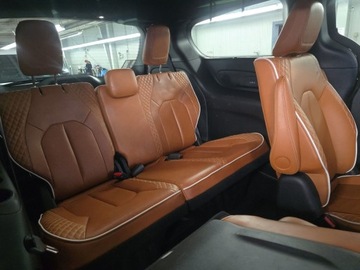 Chrysler Pacifica II 2025 Chrysler Pacifica Pinnacle 2025 3.6l 3.6 Benzyna 287KM, zdjęcie 1