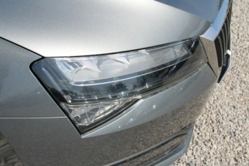 Skoda Superb III Liftback Facelifting 2.0 TDI SCR 150KM 2022 Škoda Superb Skoda Superb Ambition DSG Nawigacja, zdjęcie 31