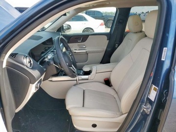 Mercedes GLB 2023 Mercedes-Benz GLB 250 2023 2.0l 2.0 Benzyna 221KM, zdjęcie 7