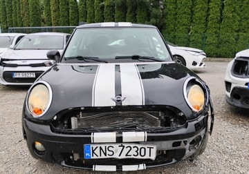 Mini One II 2009 MINI ONE 2009r, 1.4 Benzyna. Uszkodzony lewy przod. Jezdzi. 1.4 Benzyna, zdjęcie 17