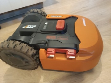 Робот-косилка WORX Landroid S WR130E
