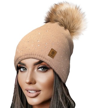 Zimowa CZAPKA CIEPŁA pompon i polar Woolk Verona