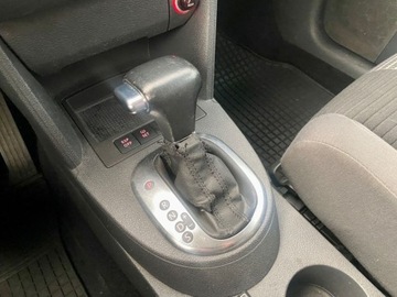 Volkswagen Touran I 1.4 TSI 140KM 2008 Volkswagen Touran Automat 1.4 Benzyna 140KM, zdjęcie 10