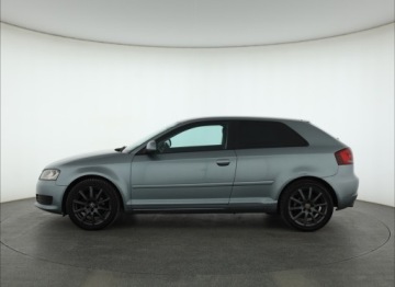 Audi A3 8P Hatchback 3d 1.9 TDI 105KM 2008 Audi A3 1.9 TDI, Klima, Klimatronic, Parktronic, zdjęcie 2