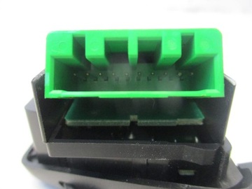 КРЫШКА СТОЙКИ ПРАВАЯ ПРАВАЯ РАДИОПАНЕЛЬ VOLVO XC90