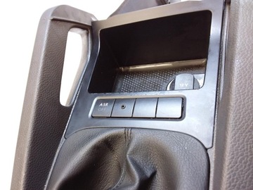 VW GOLF V ЦЕНТРАЛЬНЫЙ ТУННЕЛЬ 1K0863243A