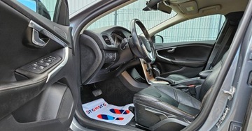 Volvo V40 II Cross Country 2.0 D3 DRIVE-E 150KM 2016 Volvo V40 2.0 150Ps. CrossCountry Navi Skora Automat 2016 2.0 Diesel 150KM, zdjęcie 16