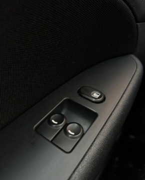 Hyundai i30 I Hatchback 1.4 109KM 2009 Hyundai i30 Alu Klima Isofix Gwarancja w cenie Warszawa VFXW 1.4 Benzyna, zdjęcie 23