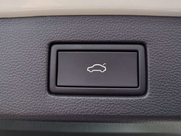 Volkswagen Arteon Fastback Facelifting 2.0 TSI 190KM 2022 Volkswagen Arteon Faktura VATAutomatElegancemodel 2023 2.0 Benzyna 190KM, zdjęcie 26