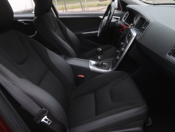Volvo S60 II Sedan 2.4 D5 215KM 2013 Volvo S60 D5, Salon Polska, Serwis ASO, 211 KM, zdjęcie 8