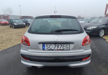 Peugeot 206 Hatchback 5d + 1.1 60KM 2011 Peugeot 206 plus miejski samochod po wymianie ..., zdjęcie 4