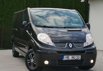 Renault Trafic II Kabina 2.0 dCi 115KM 2013 Renault Trafic Renault Trafic Passenger Expression 2.0 Diesel 114KM, zdjęcie 1