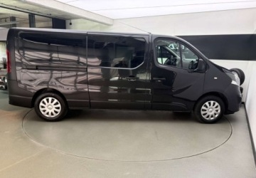 Opel Vivaro B Kombi Extra Long H1 2,9t 1.6 BiTurbo 125KM 2016 Opel Vivaro 9 miejsc Kamera Klima Navi Zamiana Raty Gwarancja 1.6 Diesel, zdjęcie 11