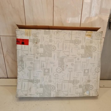 MERCEDES TŘÍDA E W211 POUZDRO VENTILÁTOR CHLADIČŮ OE A2115050855