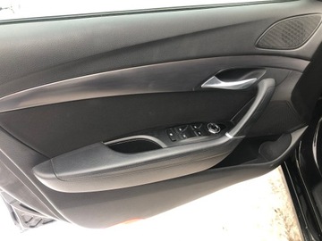 Hyundai i40 Kombi 1.6 GDI 135KM 2013 HYUNDAI I40 1.6 GDI XENON PARKTRONIC KLIMATRONIC GRZANE FOTELE ALU 18 HAK, zdjęcie 11