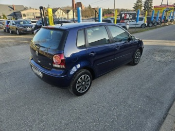 Volkswagen Polo IV Hatchback 1.4 16V 75KM 2005 Volkswagen Polo Opłacony Zdrowy Zadbany, zdjęcie 3