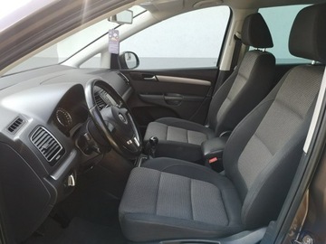 Volkswagen Sharan II Van 2.0 TDI-CR BMT 140KM 2011 Volkswagen Sharan 2.0TDI 140KM Klimatronic Tempoma, zdjęcie 16