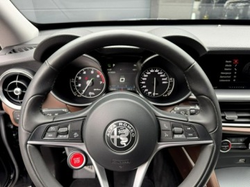 Alfa Romeo Stelvio SUV 2.0 Turbo 200KM 2018 Alfa Romeo Stelvio 2.0 Turbo Super Q4 Kamera Xenon, zdjęcie 13
