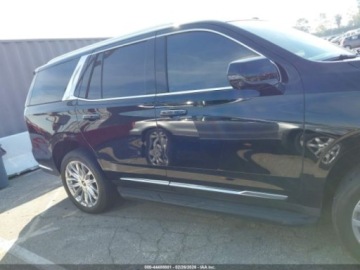 Cadillac Escalade III 2023 Cadillac Escalade Premium Luxury, 2023r., 4x4, 6.2L 6.2 Benzyna 420KM, zdjęcie 4