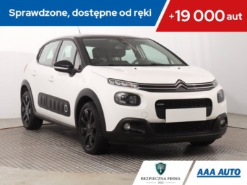 Citroen C3 III Hatchback 1.2 PureTech 110KM 2017 Citroen C3 1.2 PureTech, Salon Polska, Serwis ASO
