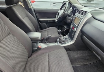 Suzuki Grand Vitara II SUV 5d Facelifting 1.9 DDiS 129KM 2012 Suzuki Grand Vitara LIFT 1.9Diesel 130KM 4x4 Biala Perla 5-Drzwi Navi 1.9, zdjęcie 20